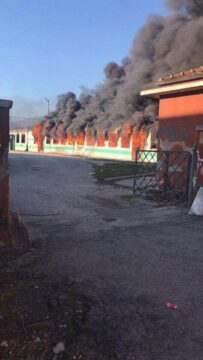 Valle Caudina: in fiamme treno Eav