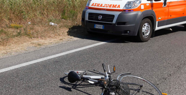 Cronaca: accusa un malore in bici e muore a soli 35anni