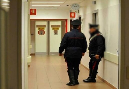 Cronaca: 25enne fugge dal centro di igiene mentale, è ricercato dai carabinieri