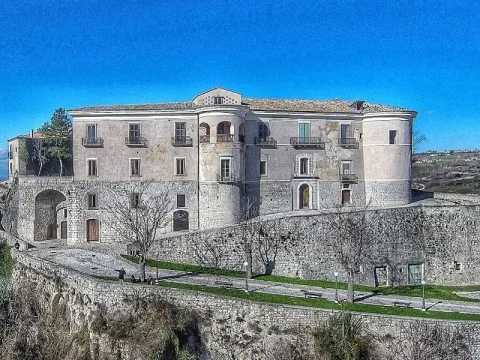 4 milioni di euro per il completamento del castello di Gesualdo