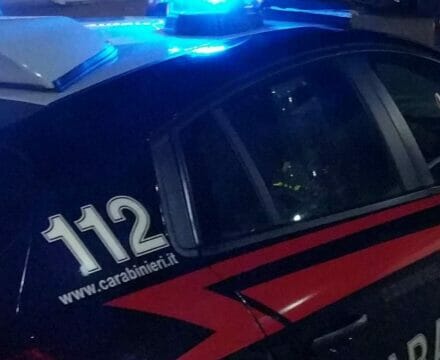 I carabinieri sequestrano esplosivo e denunciano un 50enne